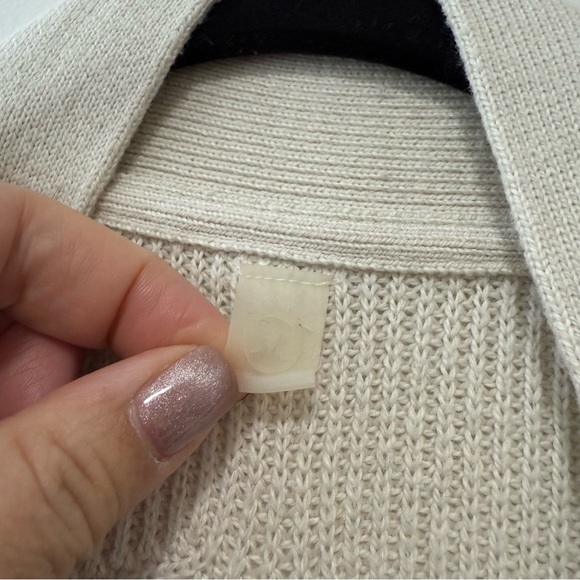Lululemon Merino Wool-Blend Ribbed Long Wrap Cardigan Sweater Cream Sz 12 / XL - Picture 9 of 16